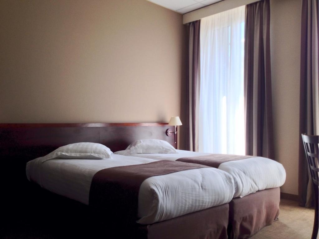 Hotel Le Noailles Nice Gare Екстериор снимка