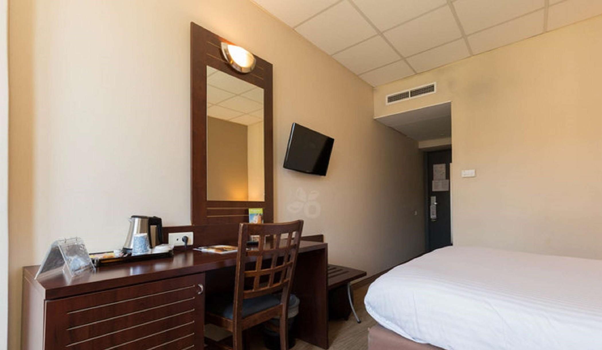 Hotel Le Noailles Nice Gare Екстериор снимка