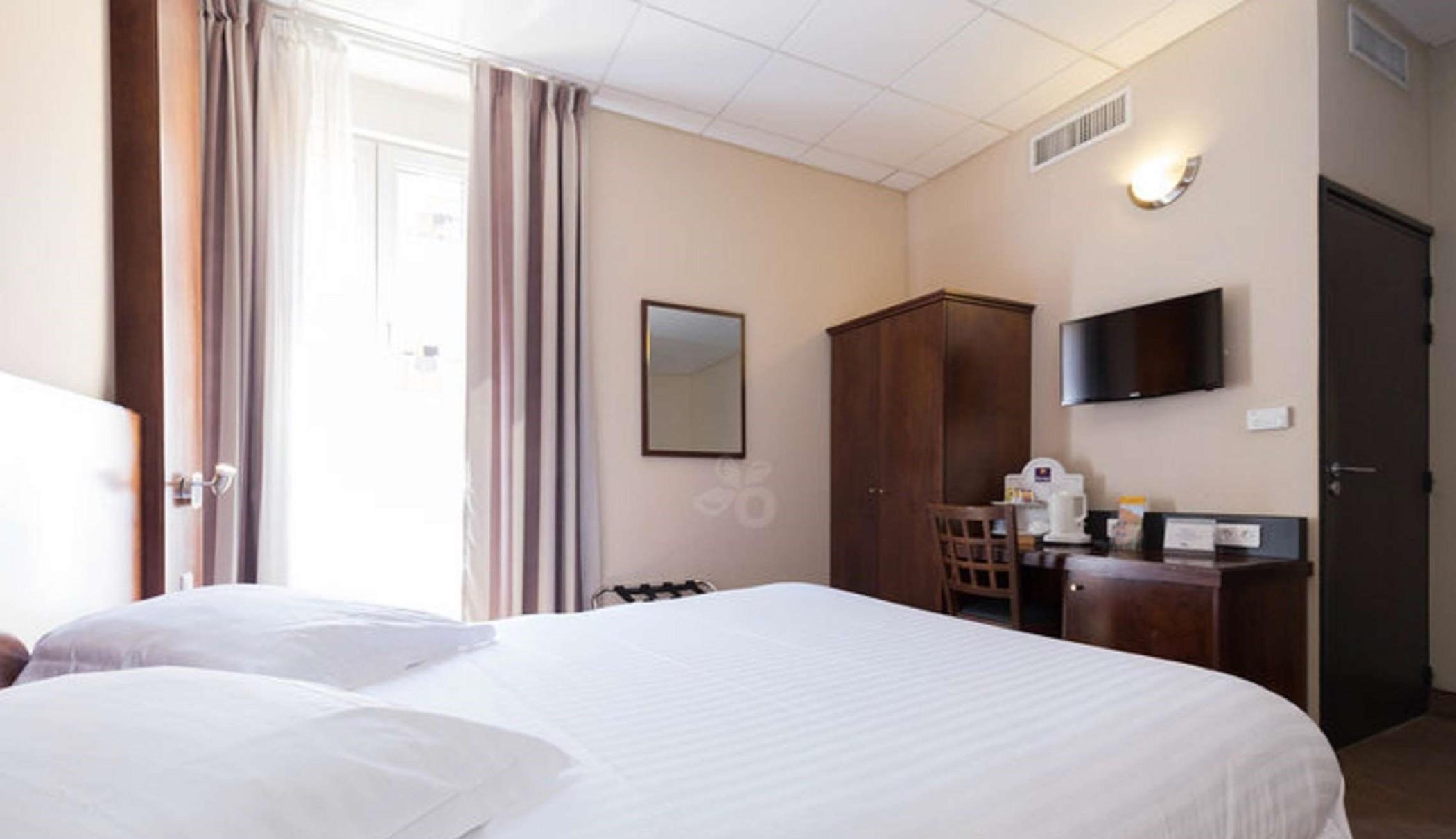 Hotel Le Noailles Nice Gare Екстериор снимка
