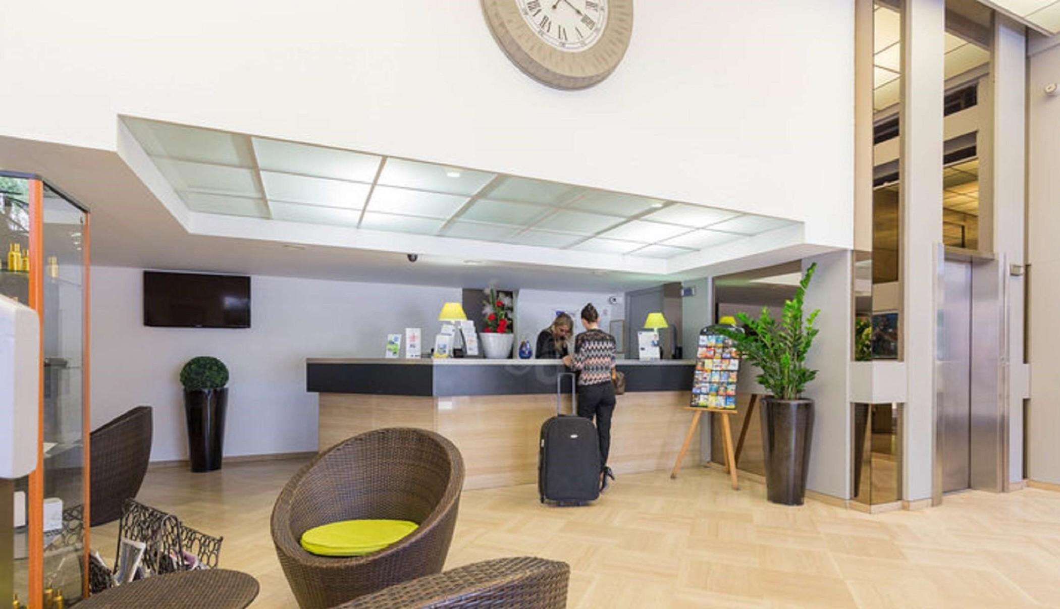 Hotel Le Noailles Nice Gare Екстериор снимка