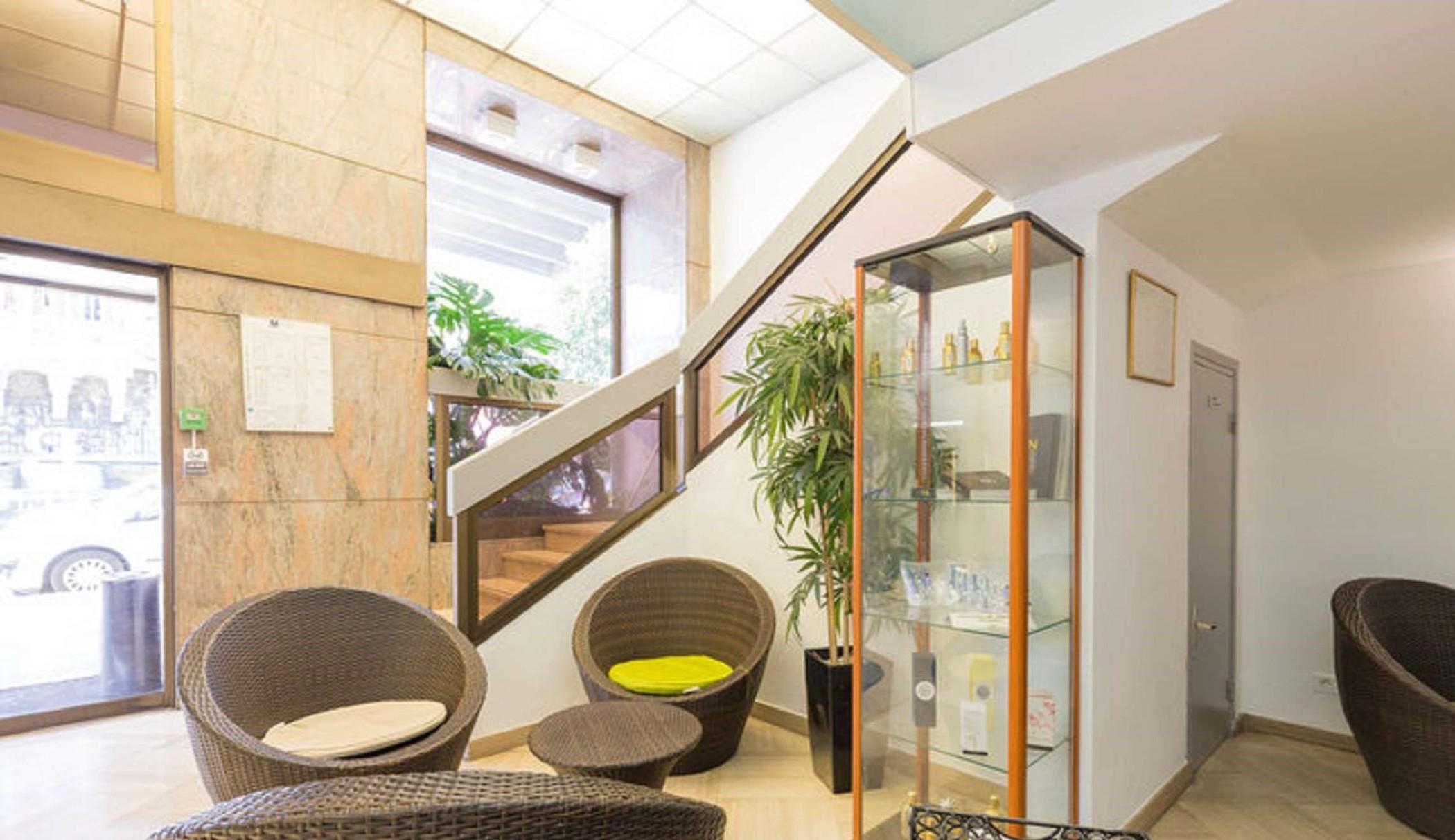 Hotel Le Noailles Nice Gare Екстериор снимка